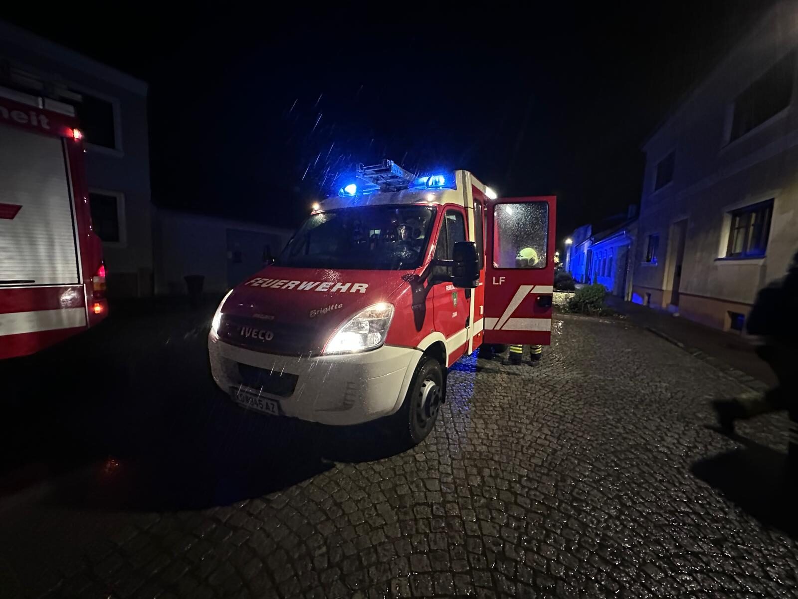 c42c63e5-3866-4f05-8b10-7a608d17c410